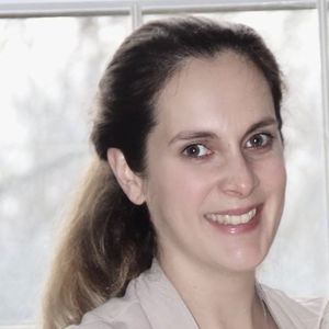 Meet your Posher, Stefanie